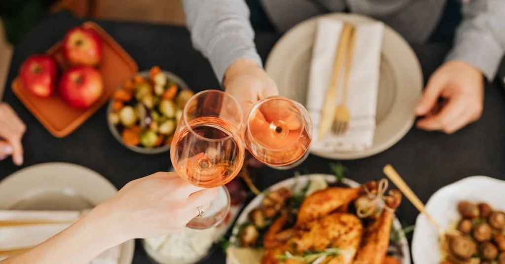 découvrez notre recette facile et savoureuse de poulet rôti, parfaite pour un repas convivial et délicieux en famille.