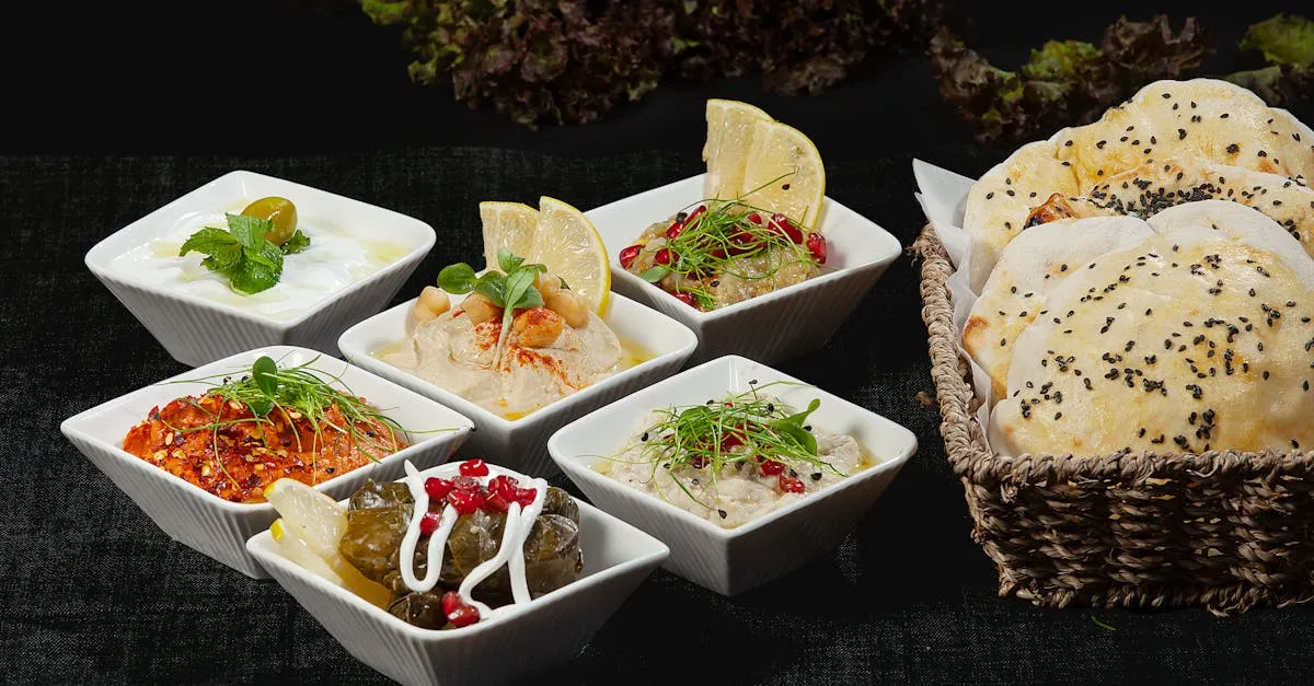 découvrez notre recette facile de taboulé maison, fraîche et saine, préparée avec du boulgour, des herbes fraîches, des légumes croquants et un assaisonnement citronné.