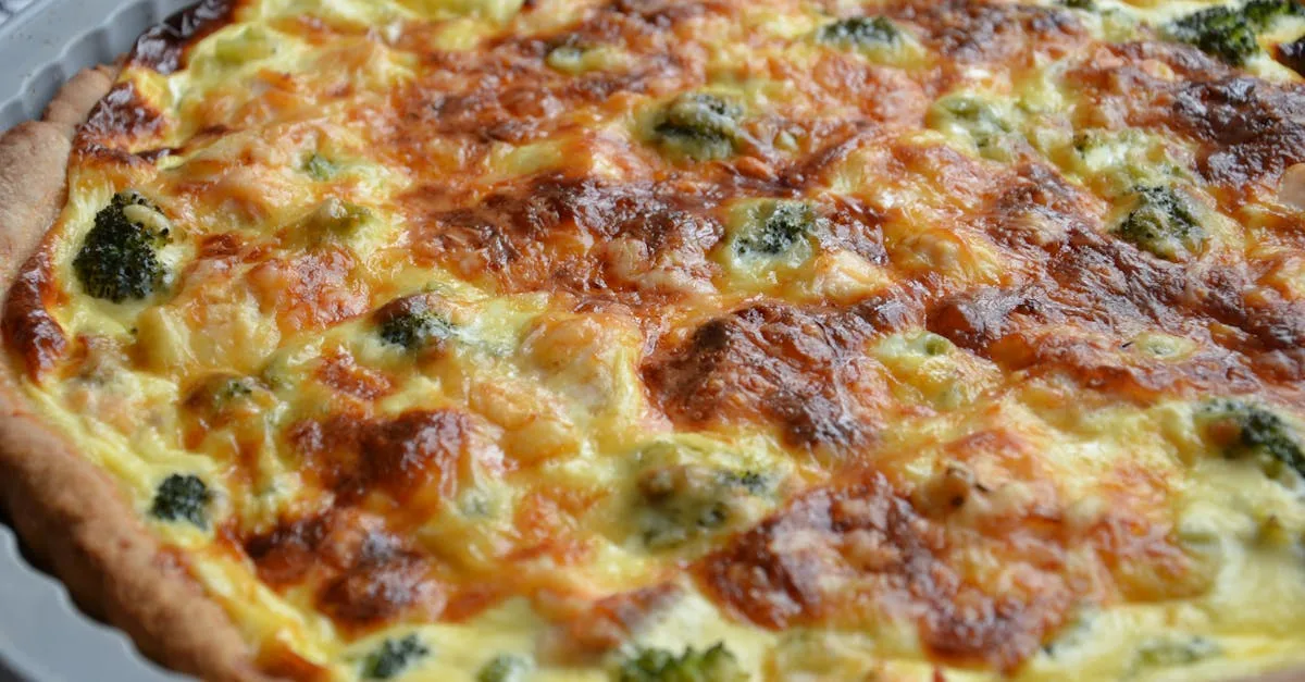 découvrez notre recette facile et délicieuse de quiche sans croûte, idéale pour un repas léger et savoureux.