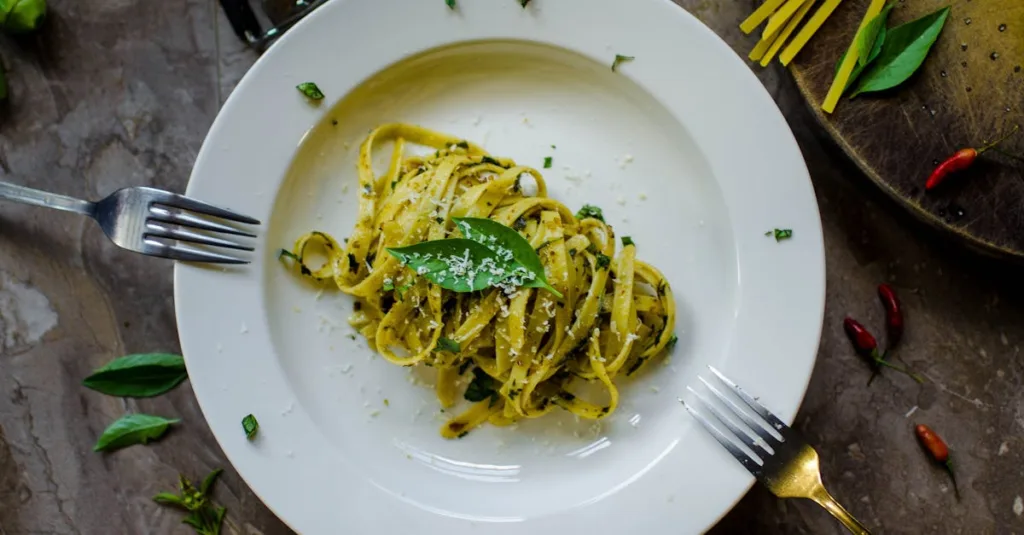 découvrez une recette facile et savoureuse de pâtes au pesto, parfaite pour un repas rapide et délicieux.