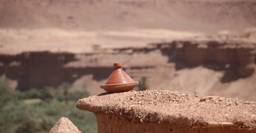 découvrez une recette authentique de tajine, un plat traditionnel marocain savoureux et parfumé, parfait pour vos repas en famille ou entre amis.