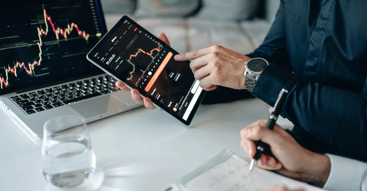 découvrez les stratégies efficaces de marketing digital pour booster votre visibilité en ligne, attirer plus de clients et améliorer votre chiffre d'affaires.